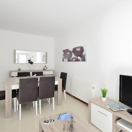 Apartamento Carvalhido โปโว เดอ วาร์ซิม ภายนอก รูปภาพ